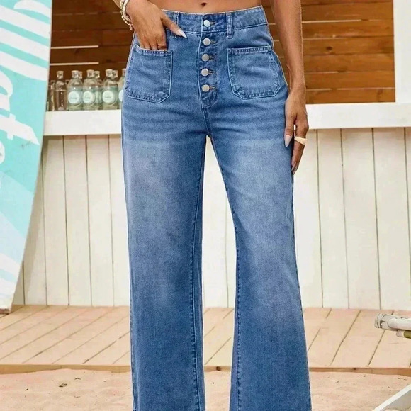 Medium Wash Casual Women's Loose Fitting Straight Leg Casual Blue Denim Jeans - Picture 4 of 5